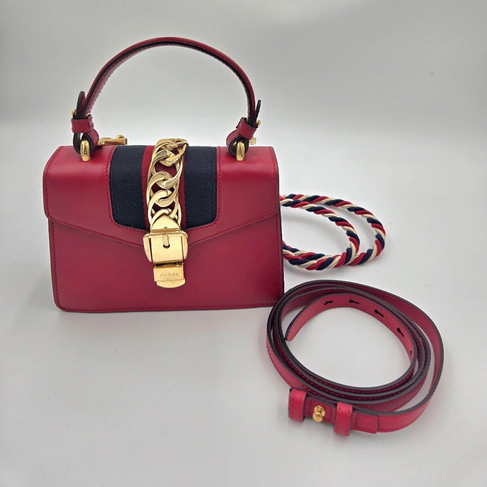 Gucci Mini Sylvie Top Handle 2 way Bag